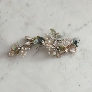Bel Aire Bridal Hair Clip